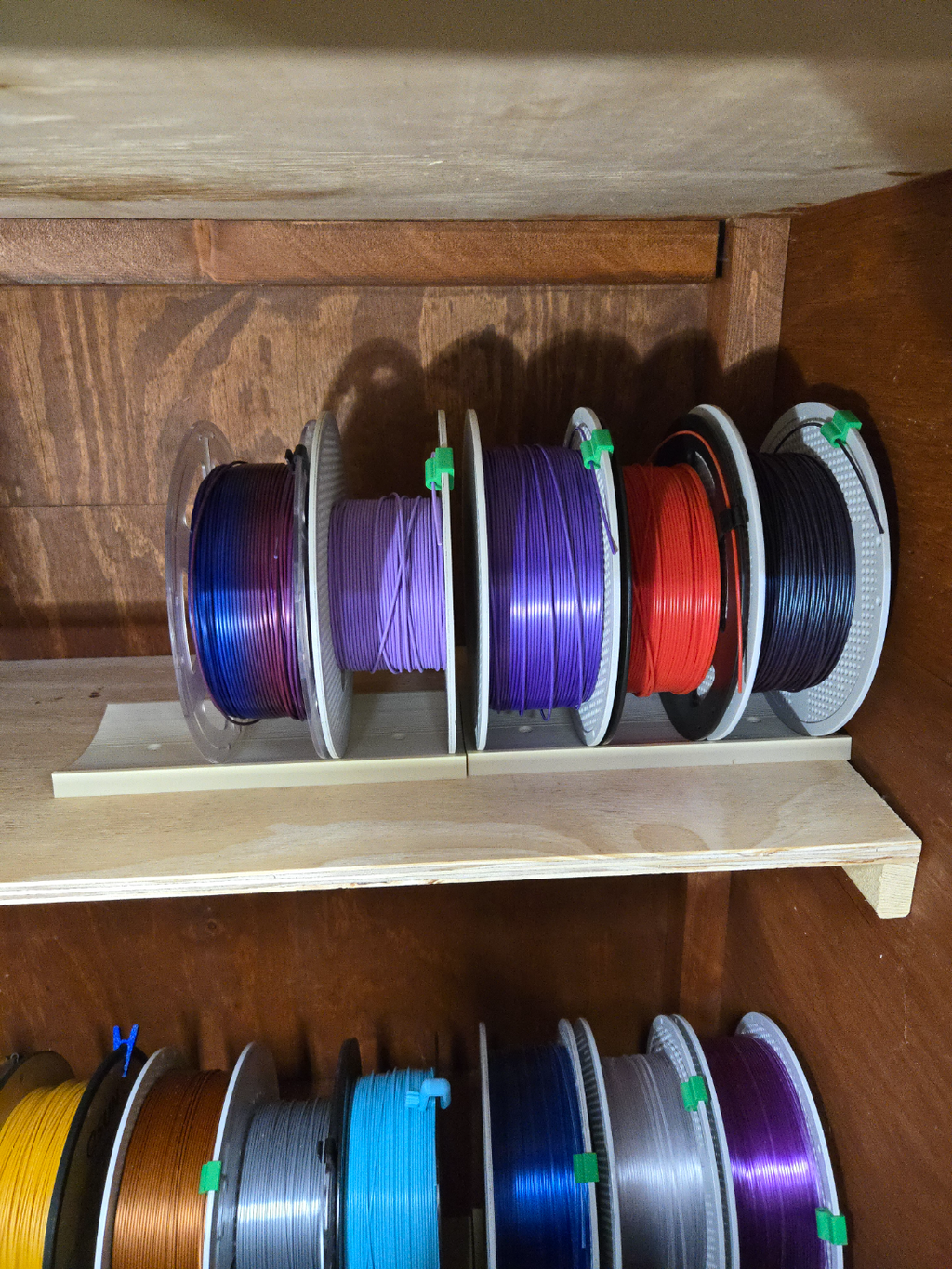 Simple spool rack/stand