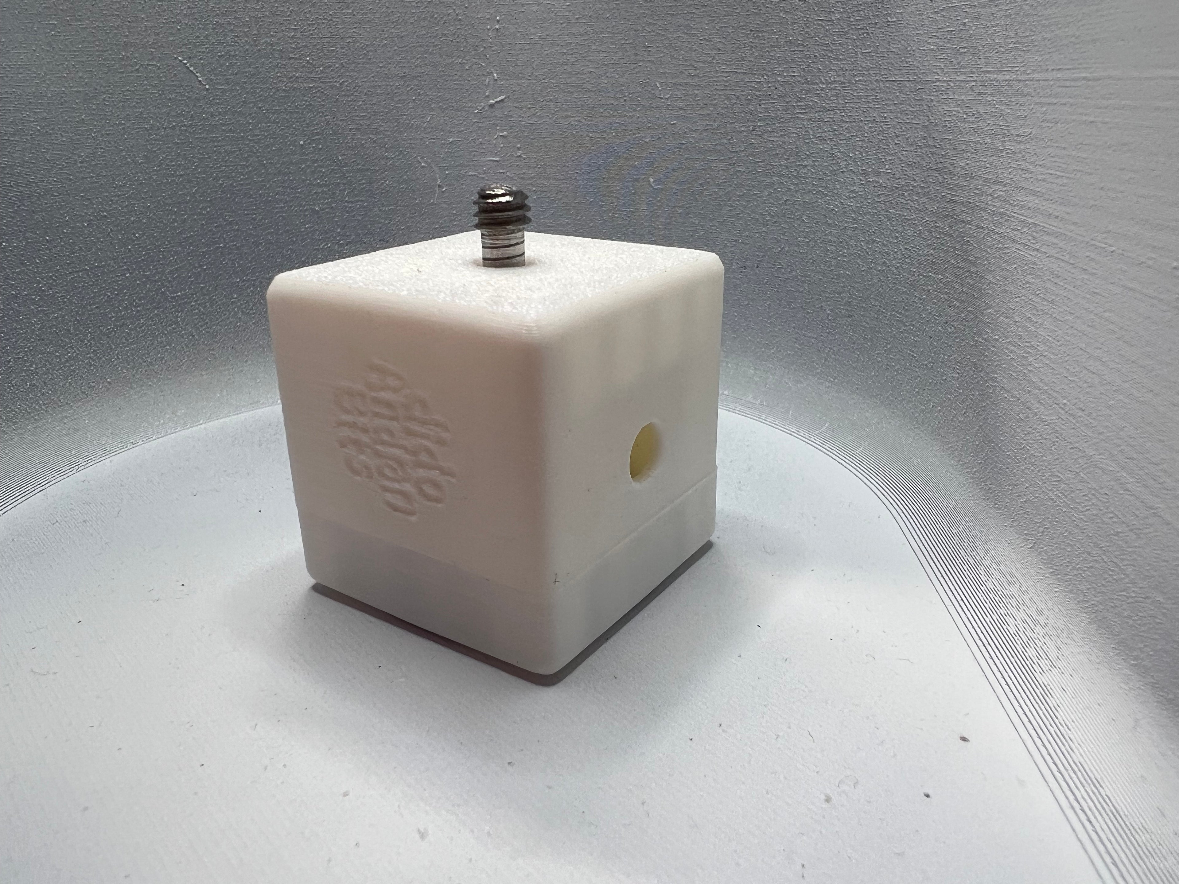 MagCube Mount – Magnetic Camera & Light Mount