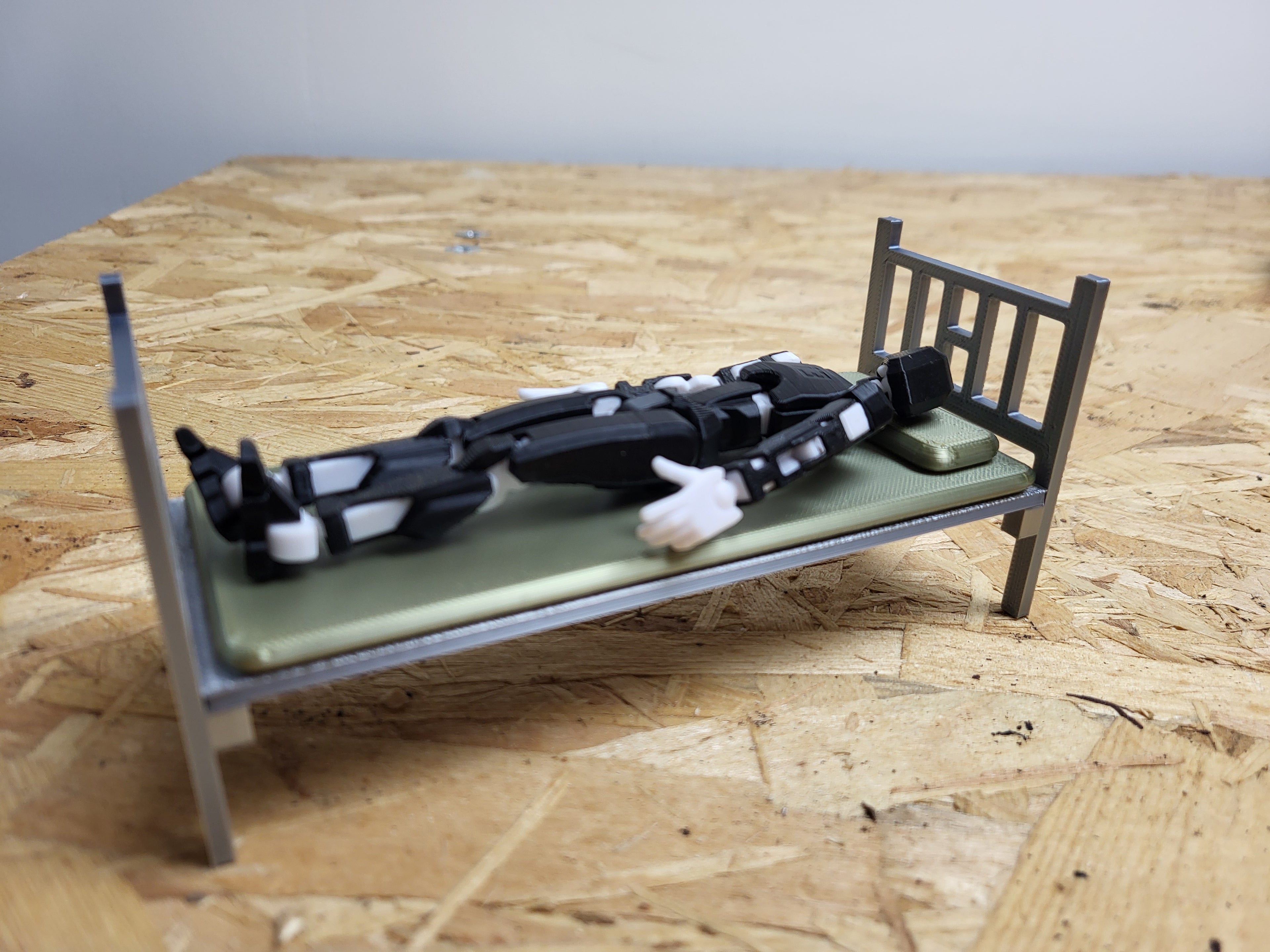 Bed for Dummy 13