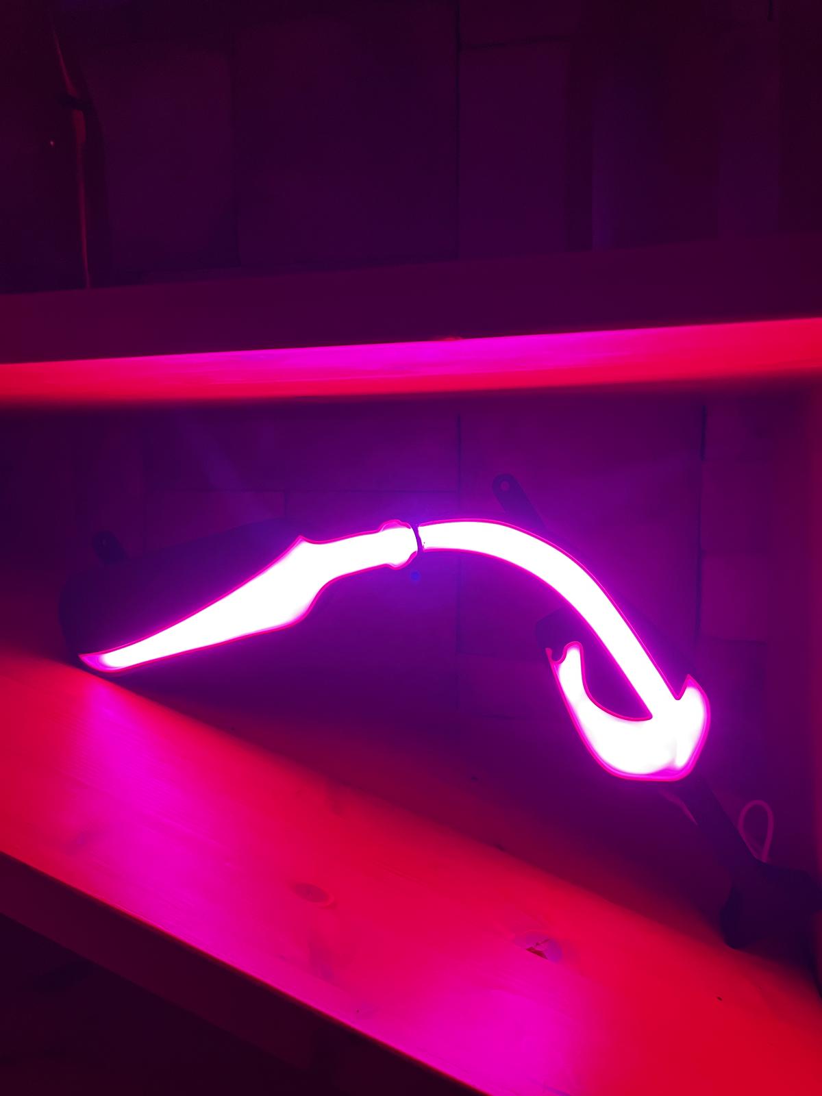 Wine Pouring Lamp – LED Decorative Bottle Light