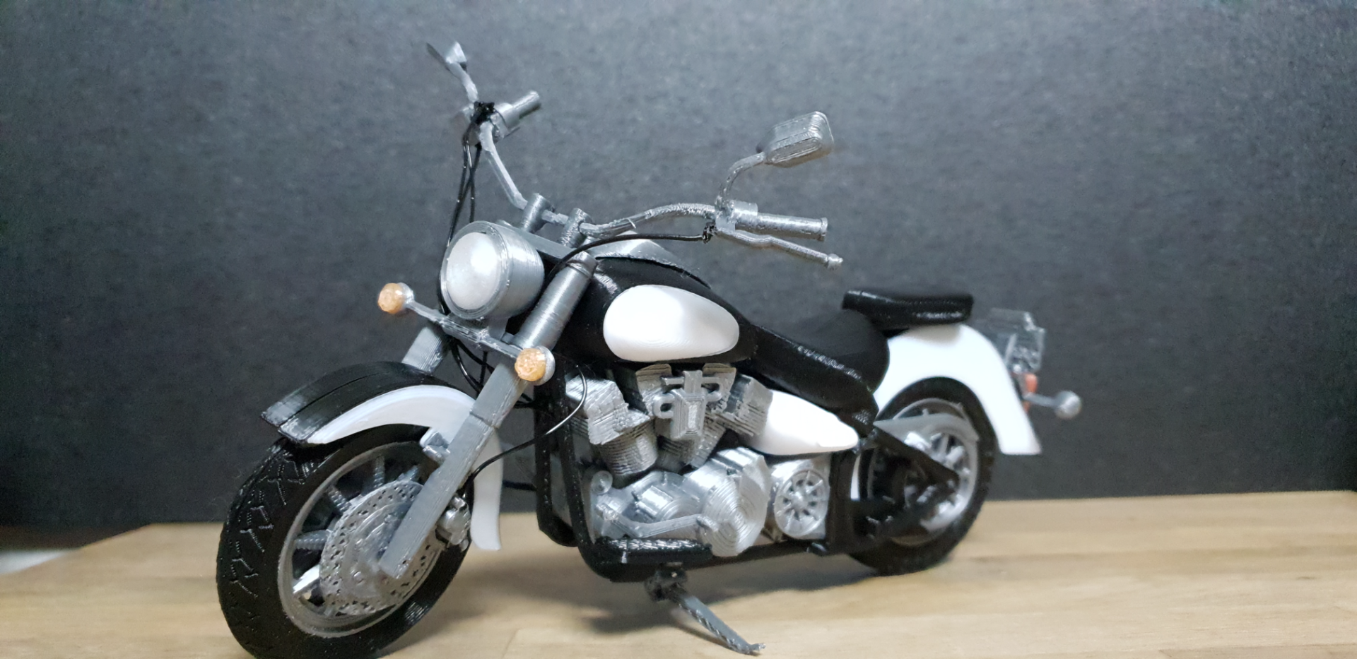 YAMAHA_XV1600_ROADSTAR