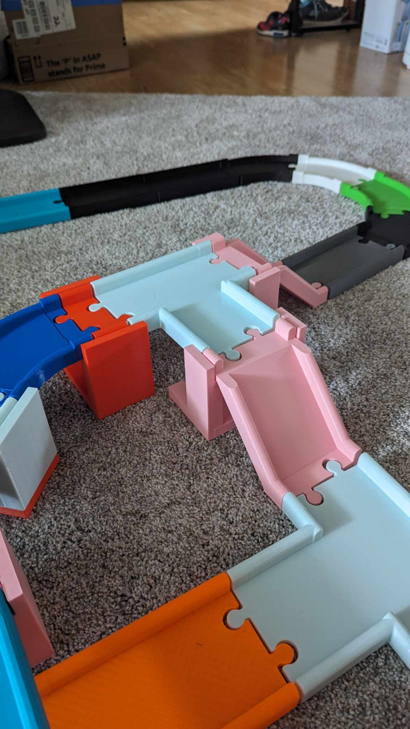 Kids/Toddlers Play Road, Ramps and Car Tracks