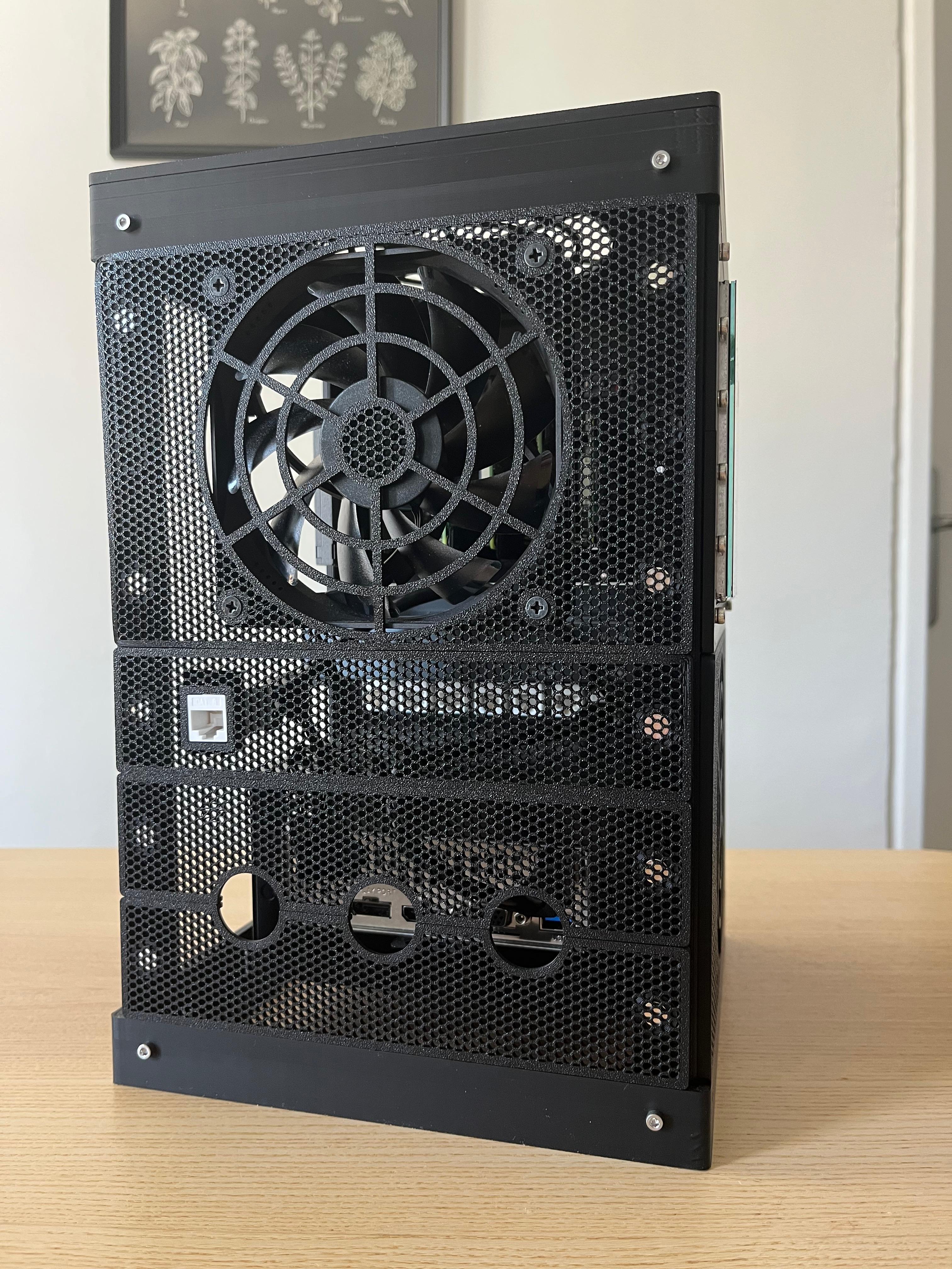 Microlab 2 - Mini Modular Home Server Rack