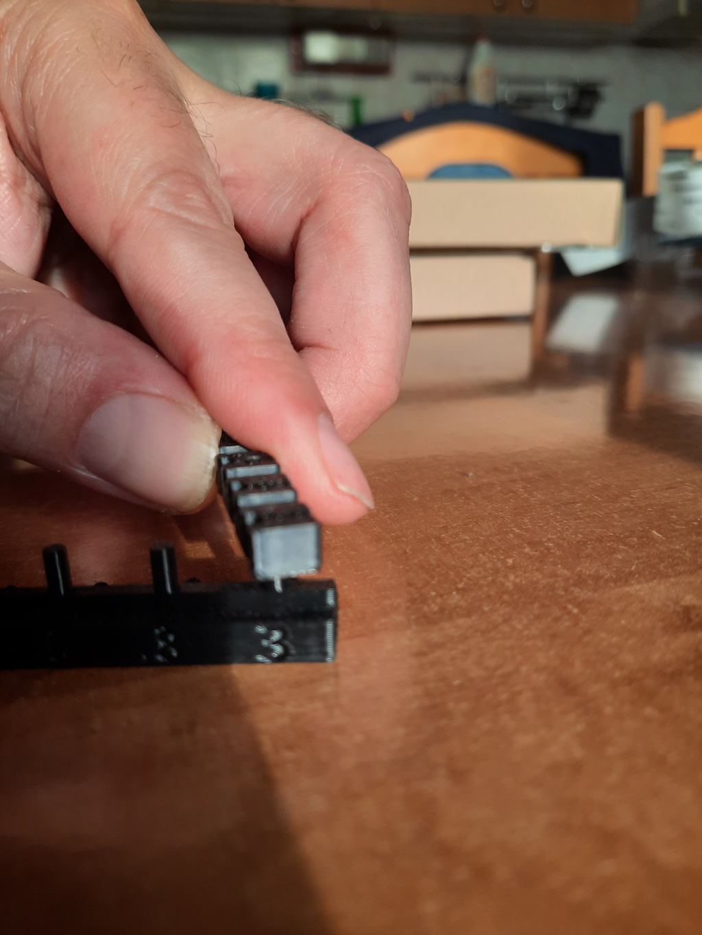 test clearence horizontal vertical pin hole slot