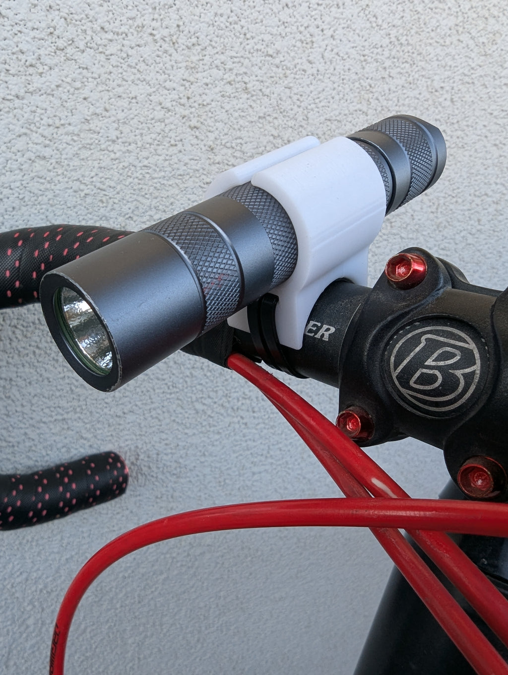 bicycle flashlight holder (Convoy S2+)