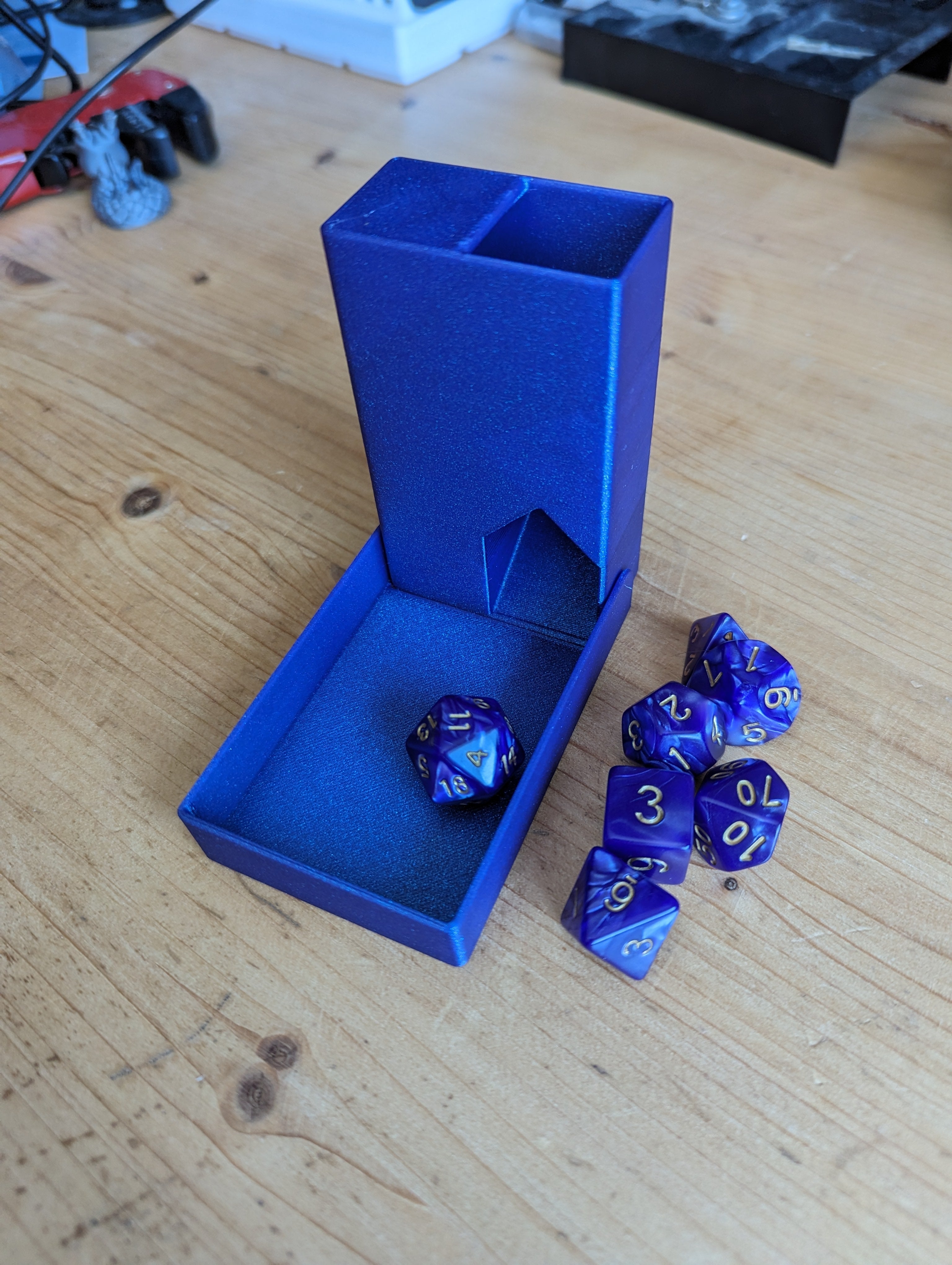 Portable dice tower and storage (print in place)