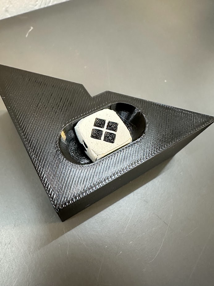 Tetra Tower: Engaging Brick Balancing Game