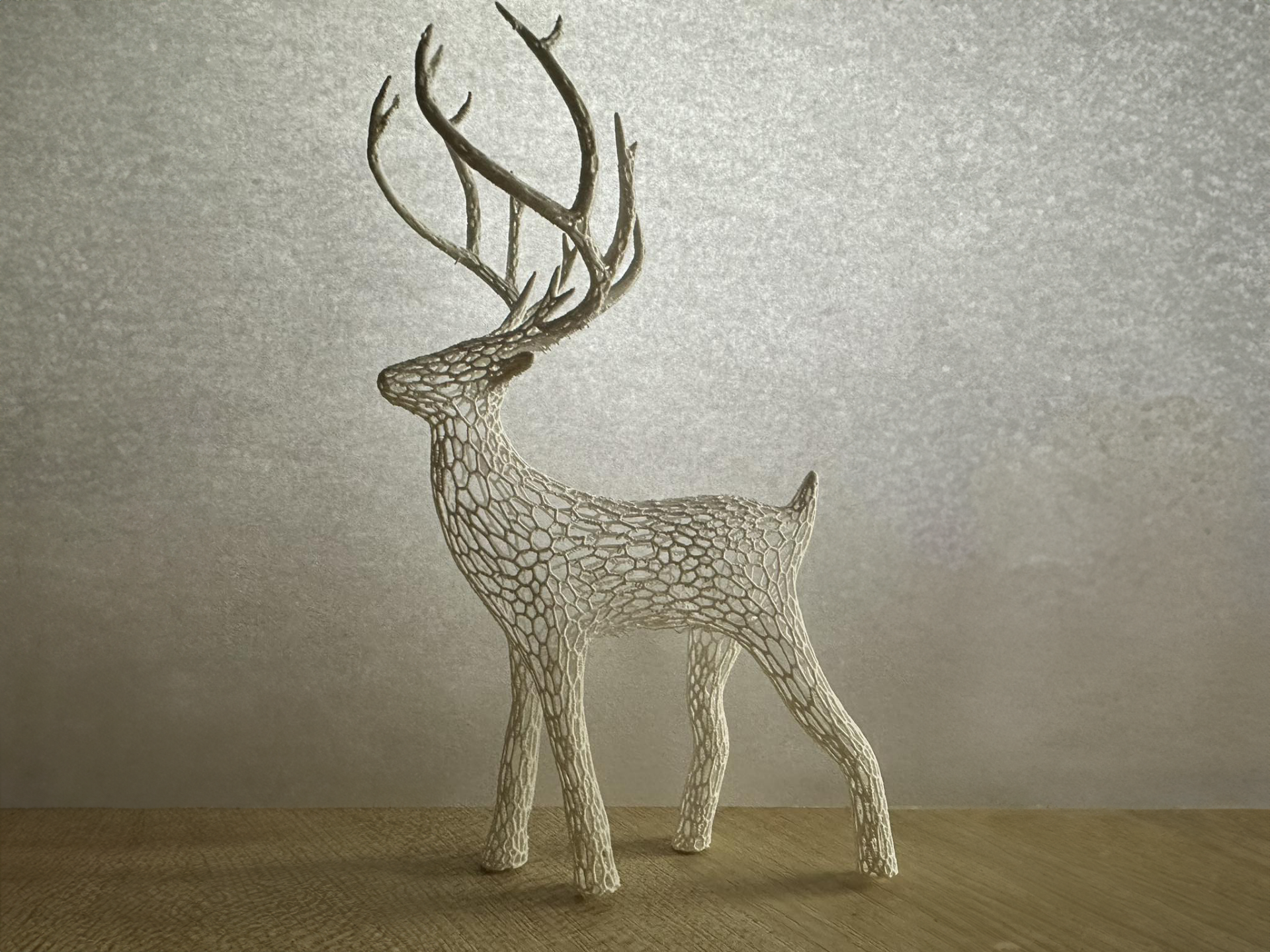 Voronoi Holiday Christmas Deer