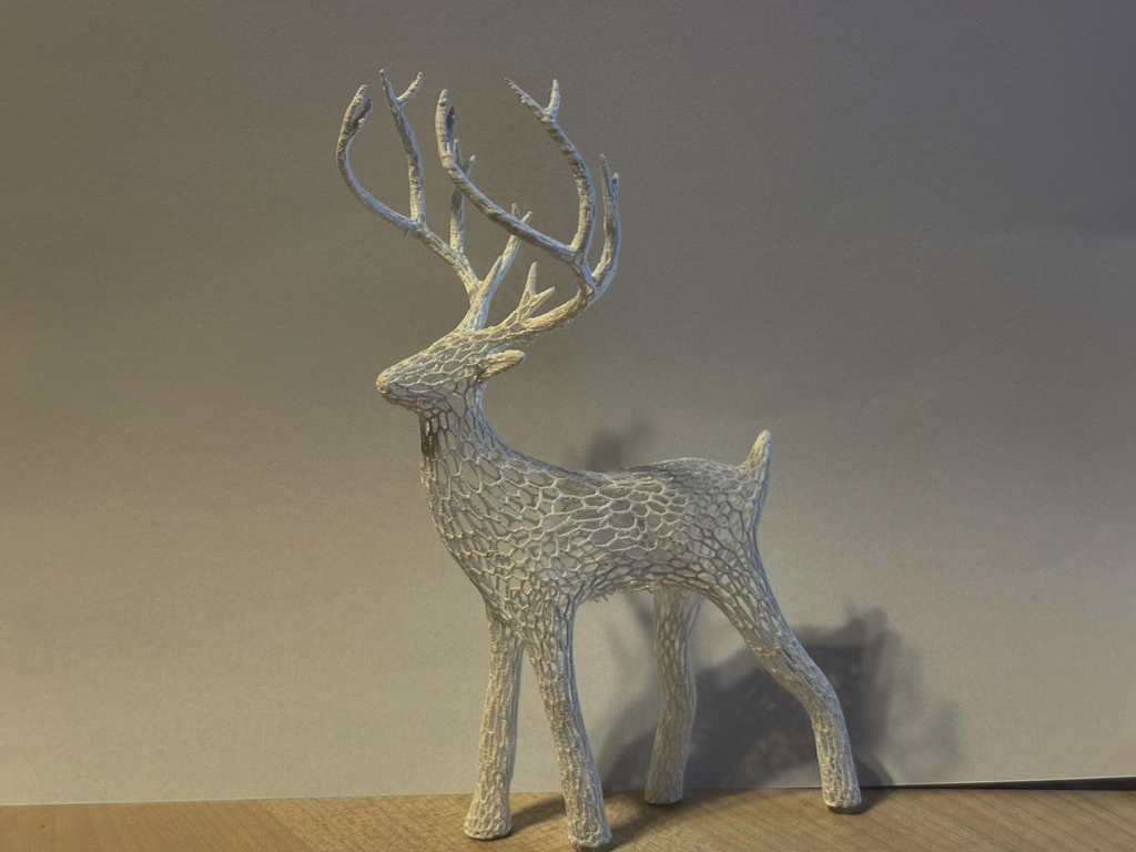 Voronoi Holiday Christmas Deer