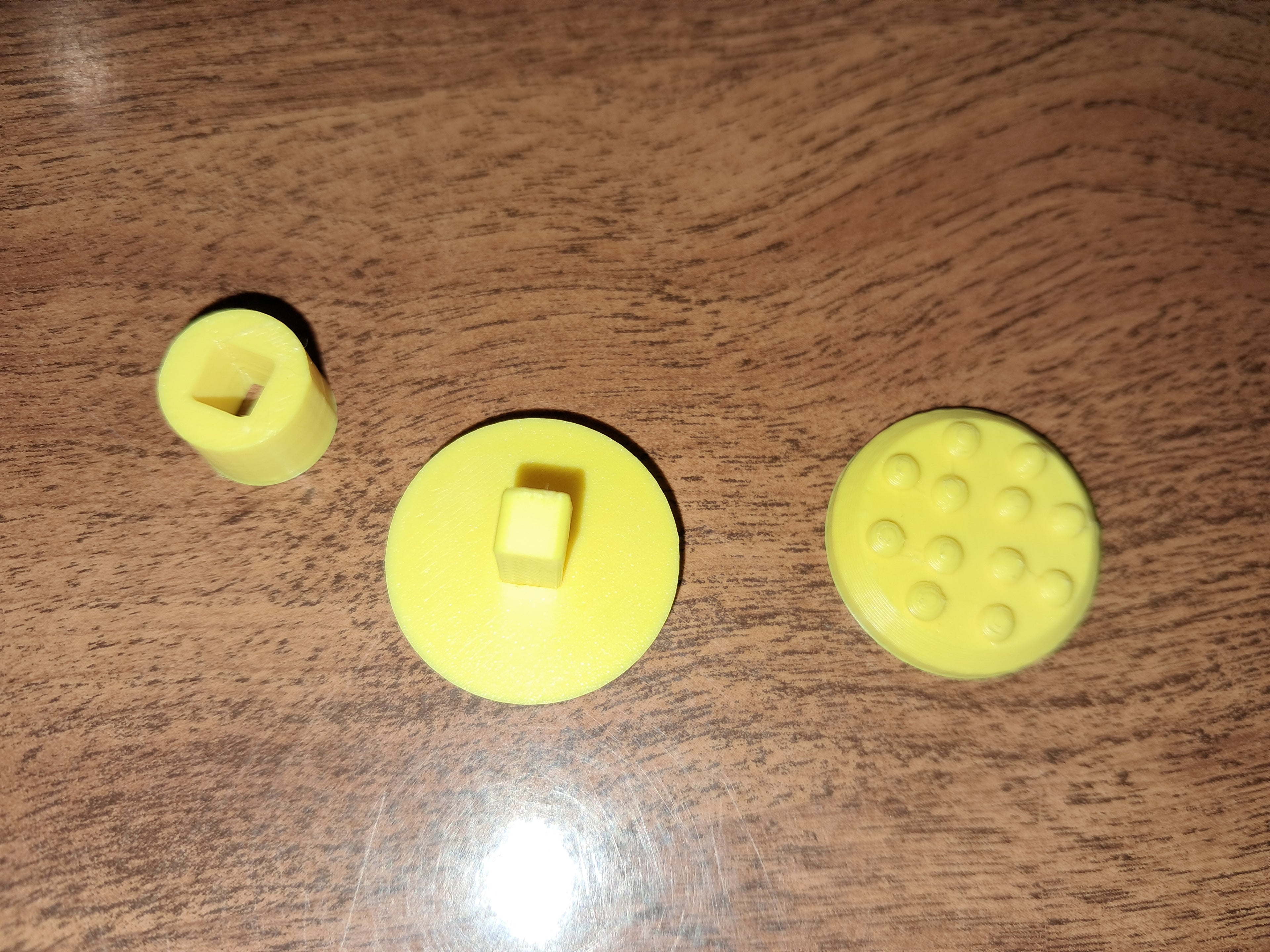 Tactile 4 in a row game for the blind