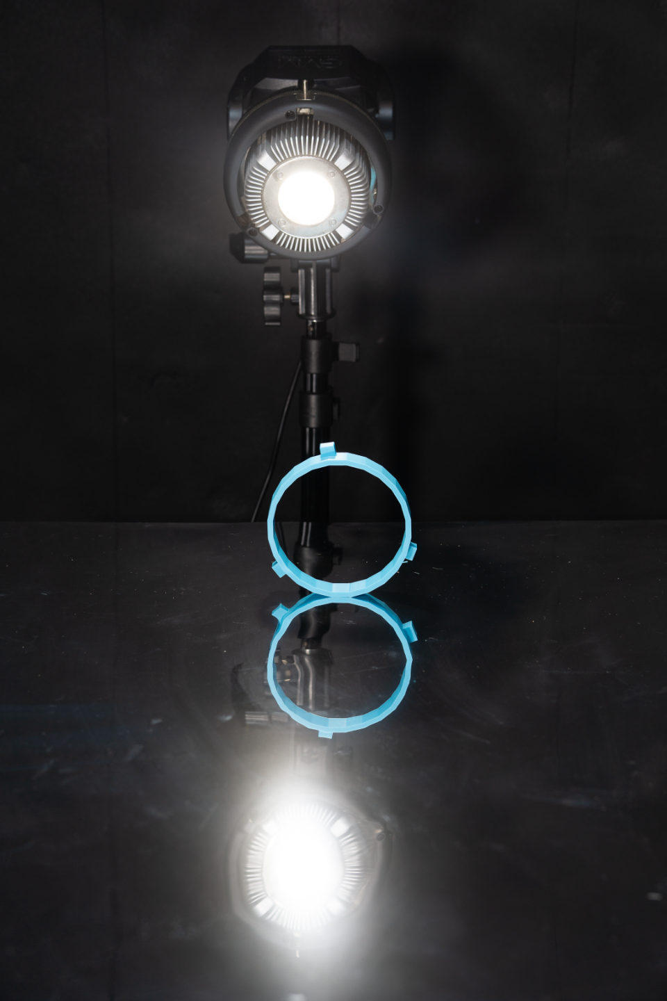 Bowens Reflector, soft box, Lantern, Beauty Dish