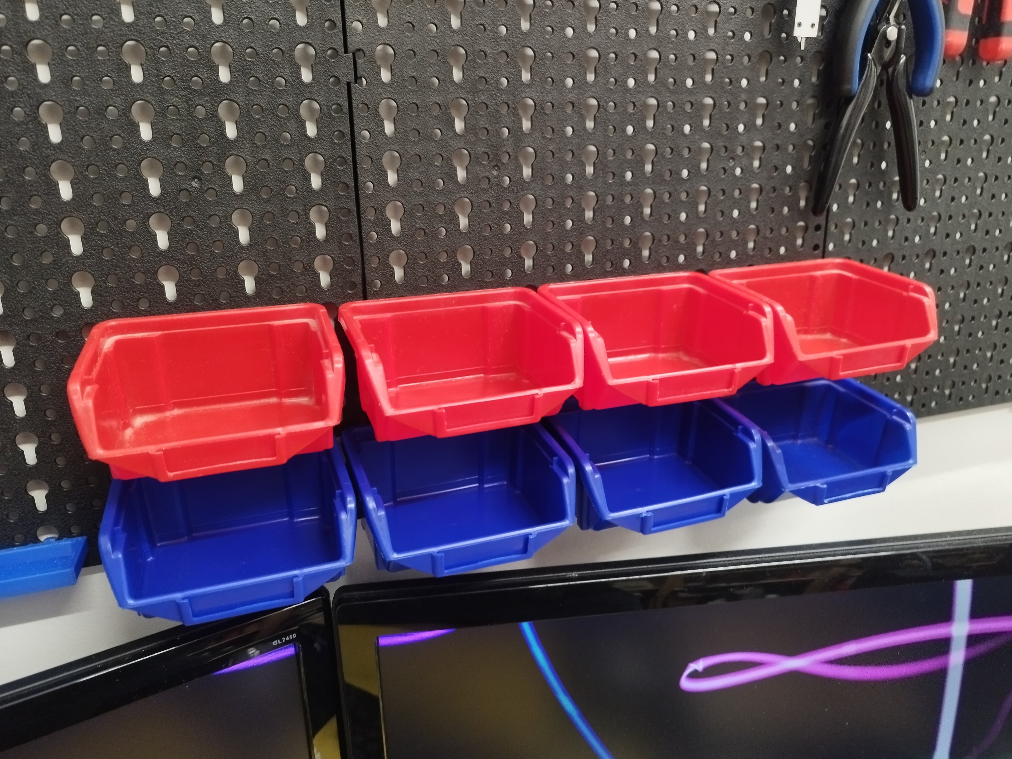 Lidl pegboard box holder