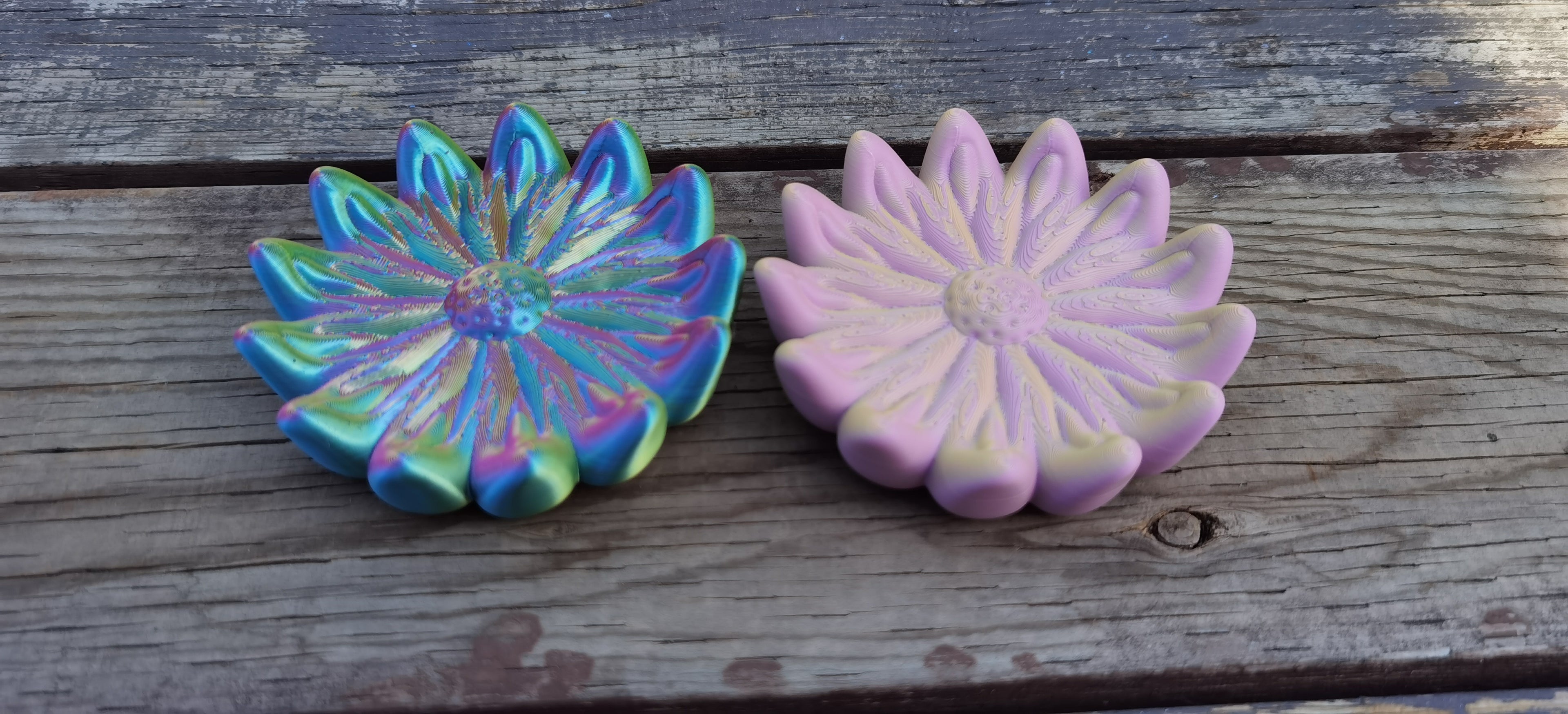Stackable Flower Dish