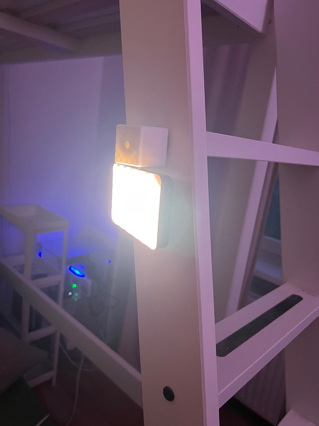 MagCube Mount – Magnetic Camera & Light Mount