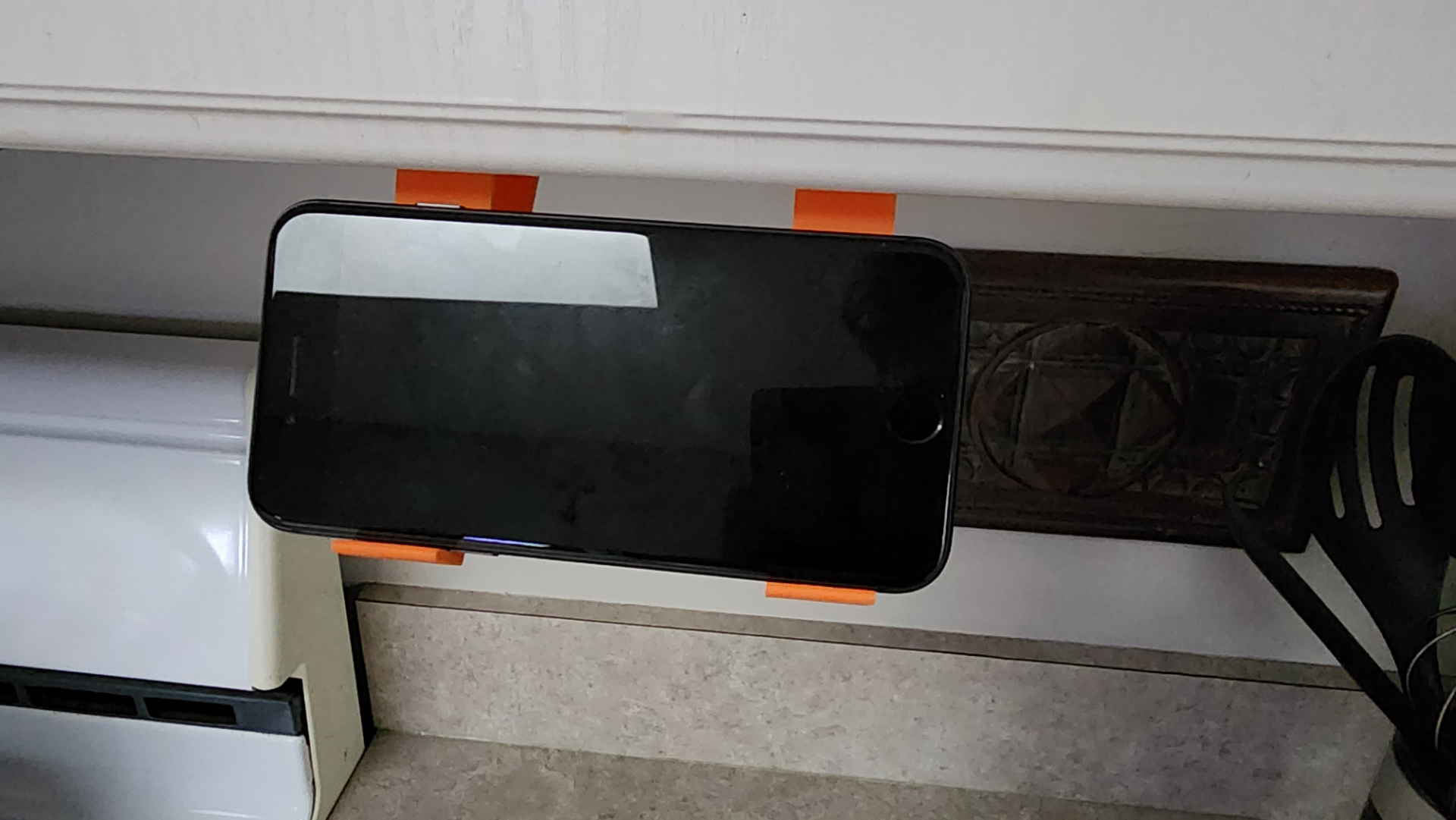 Parametric Phone Holder For Shelf Or Magnets