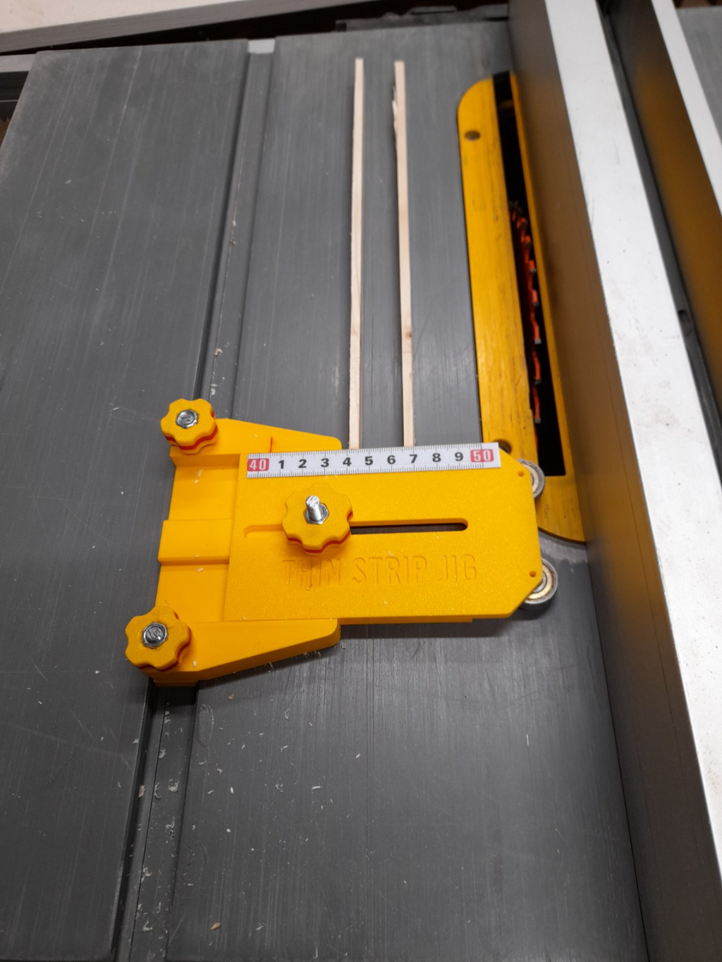 Thin Rip Table Saw Jig Dewalt
