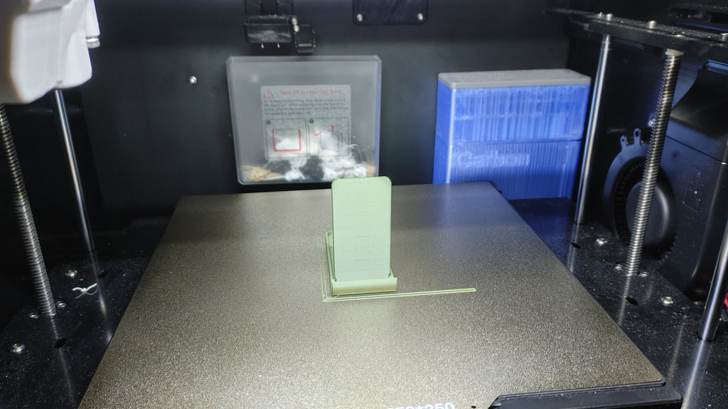 Adjustable Phone Stand (Print-in-place)