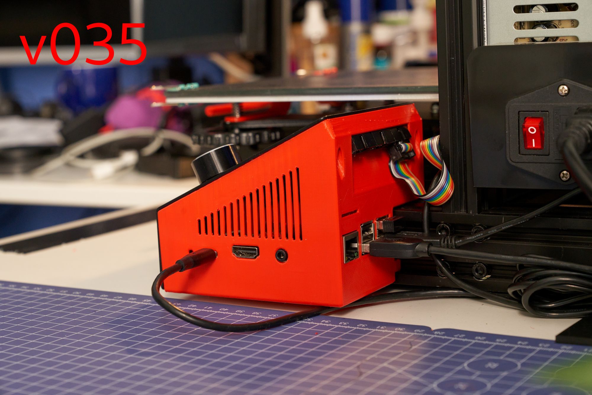 Creality Ender 3 Pro - Raspberry Pi 2/3/4 + LCD Enclosure