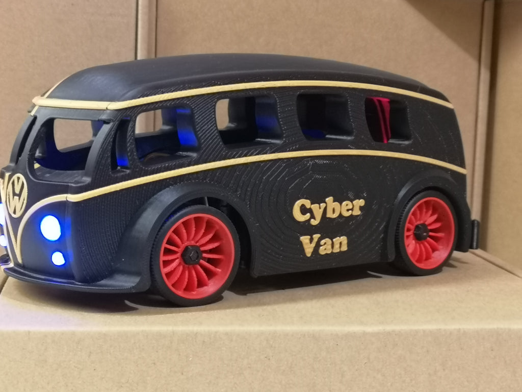 Cyber Van - VW Combi - Cyberbrick - RC