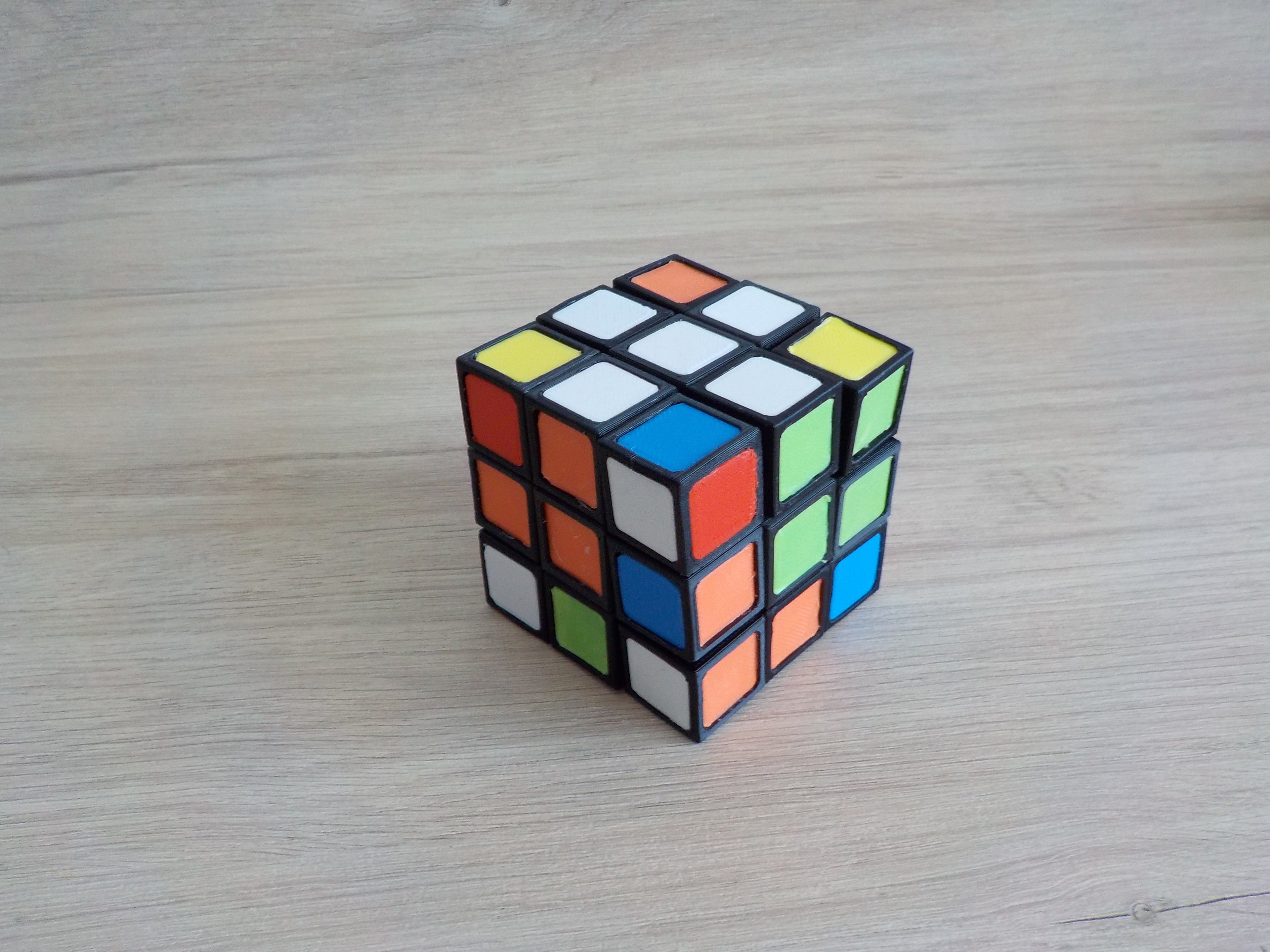 Rubik's cube fully 3D printable with no AMS