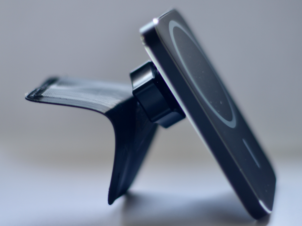 Mercedes A-Class W176 Phone Holder Magsafe