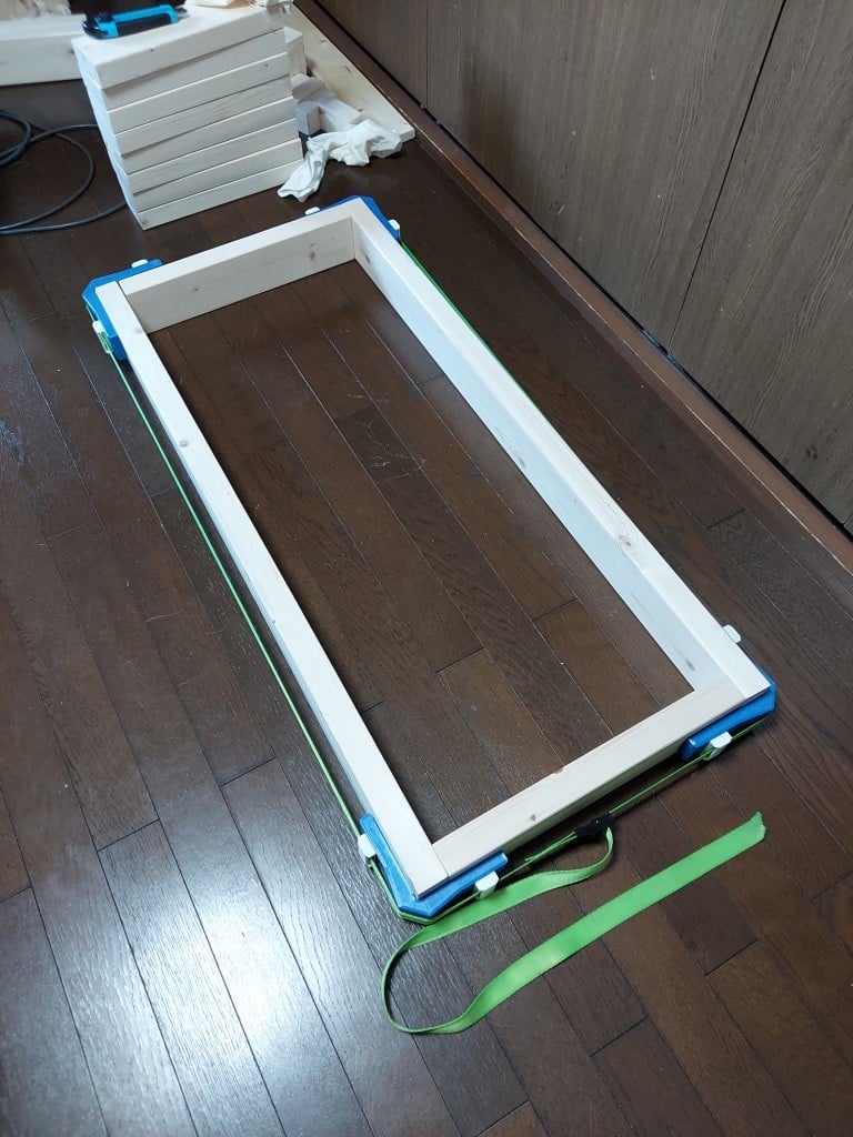 Three ways Corner clamp
