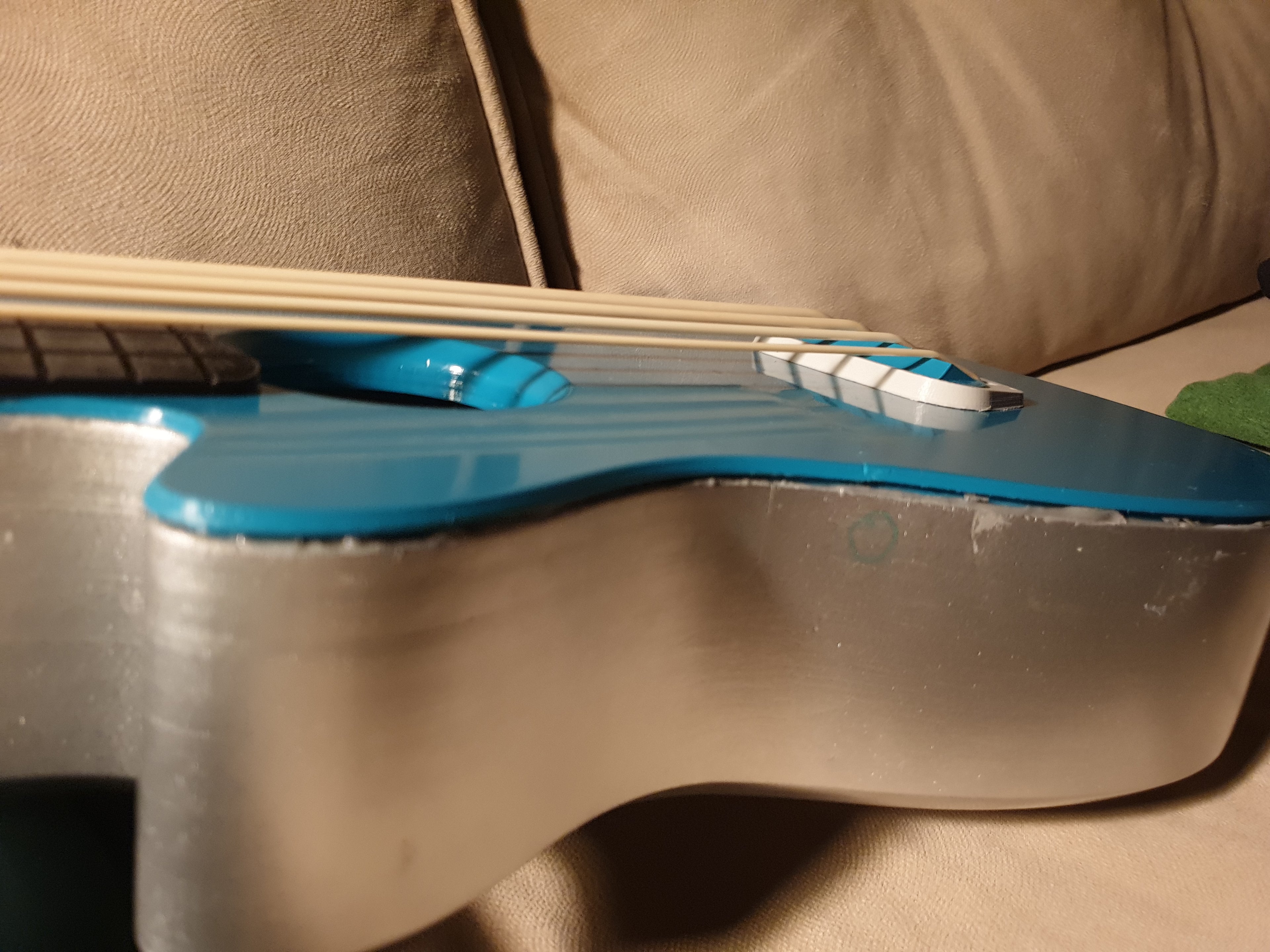 Uookulele - bass ukulele