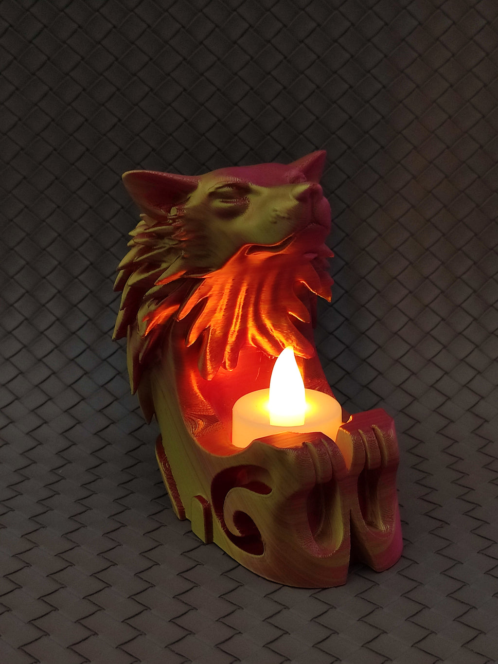 Dreaming Wolf - LED Tea light Holder