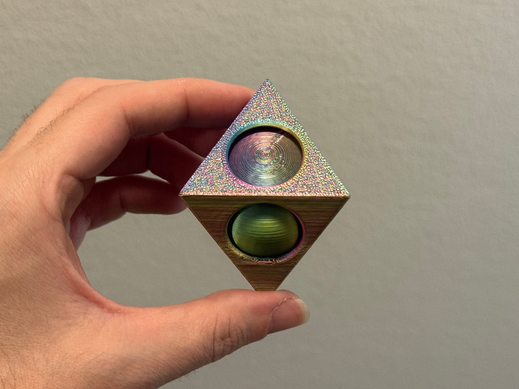 Spinning Sphere Inside the Octahedron | Fidget Toy