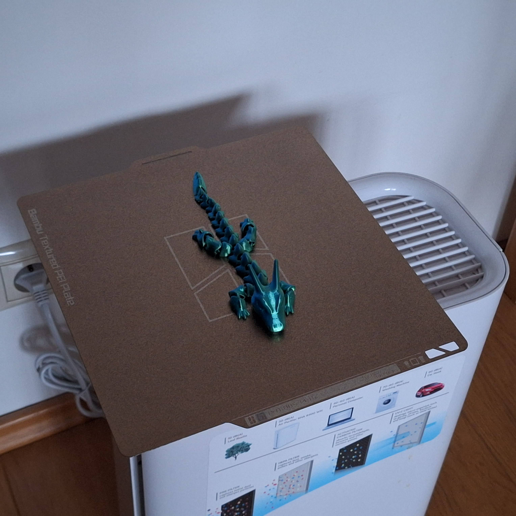 Universal fast build plate cooler for air purifier