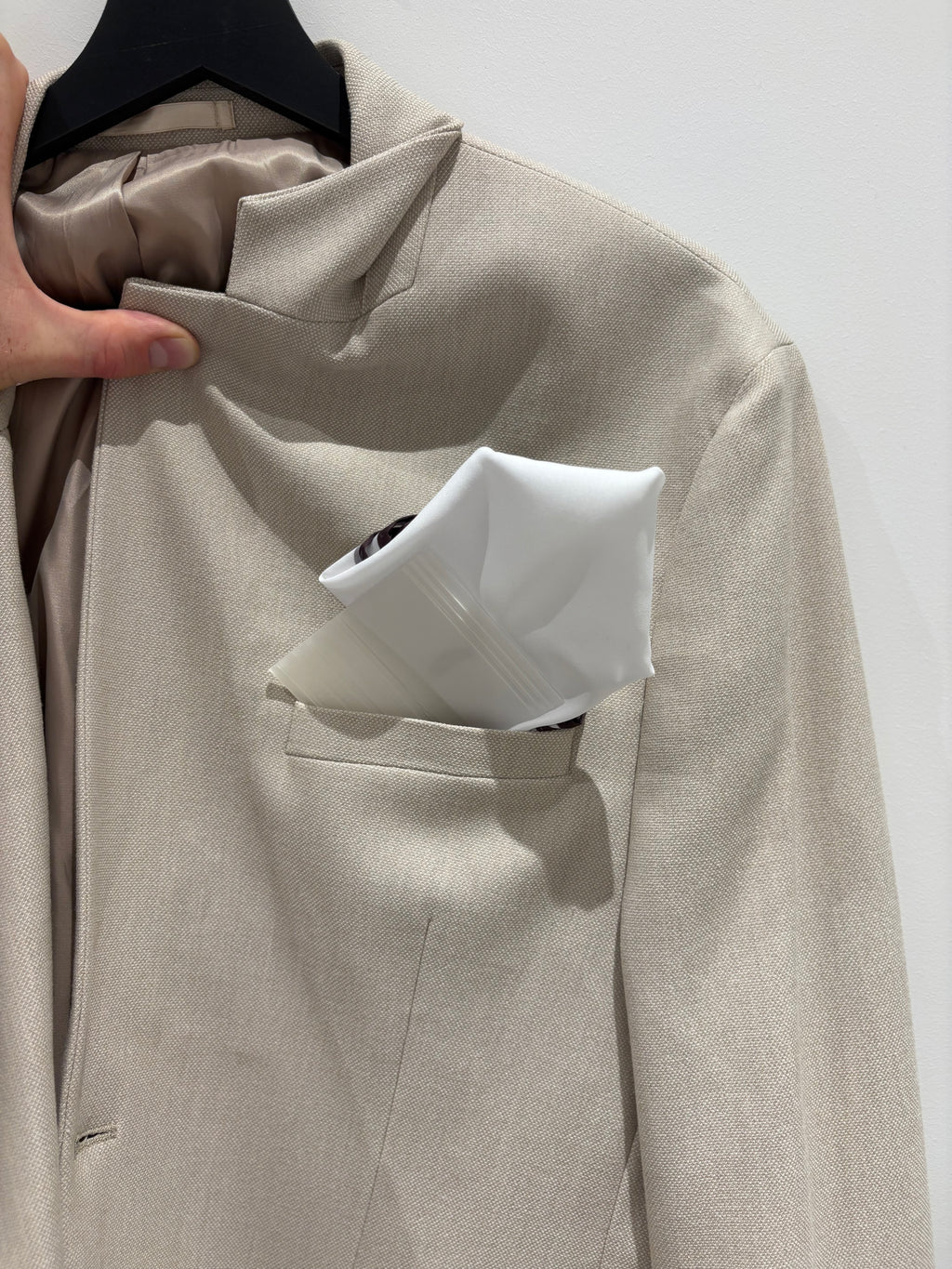 Pocket square (fantasy) holder
