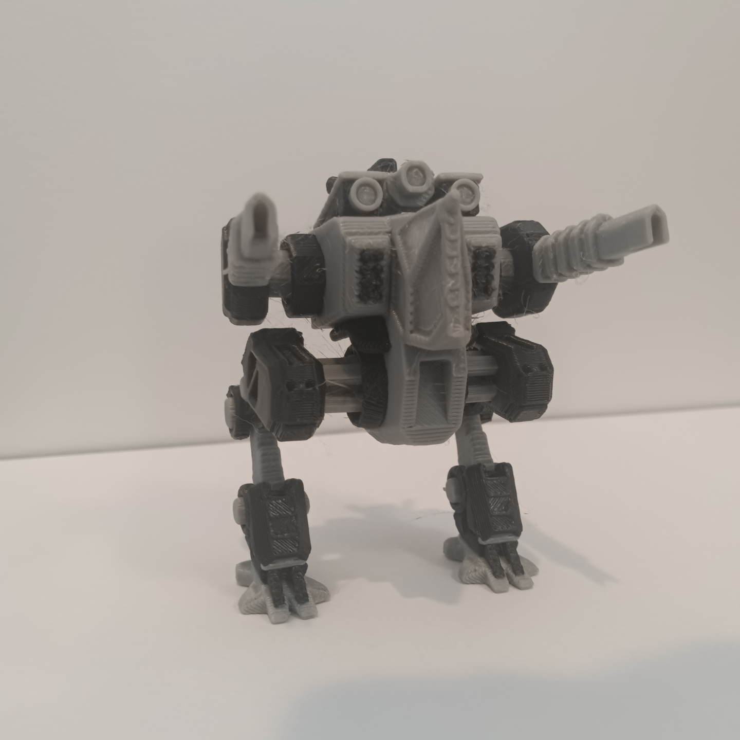 Q-17 Fighter Mech (Print In Place) Articulated