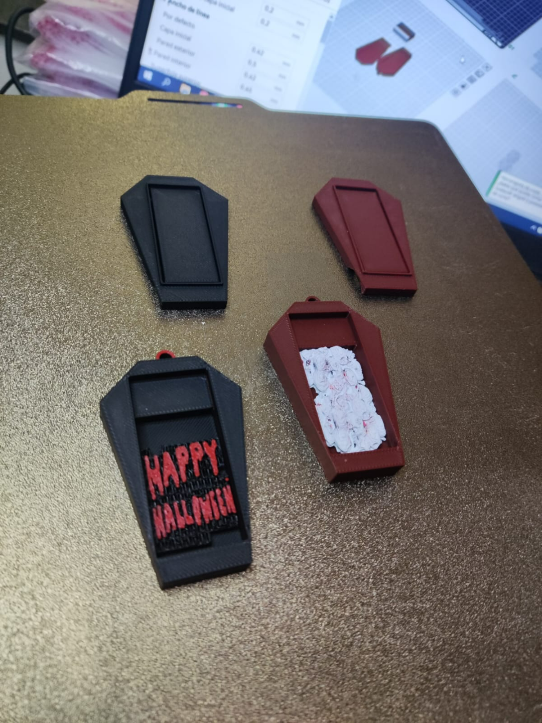 KEYCHAIN PHONE HOLDER COFFIN (LLAVERO ATAUD PORTA CELULAR)
