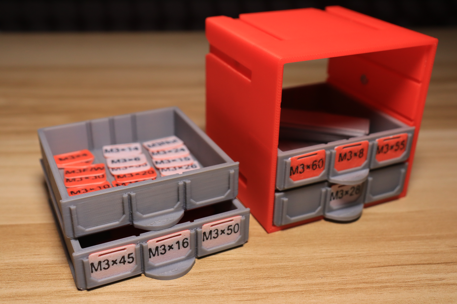 0支撑磁吸自锁收纳盒 Zero support magnetic self-locking storage box