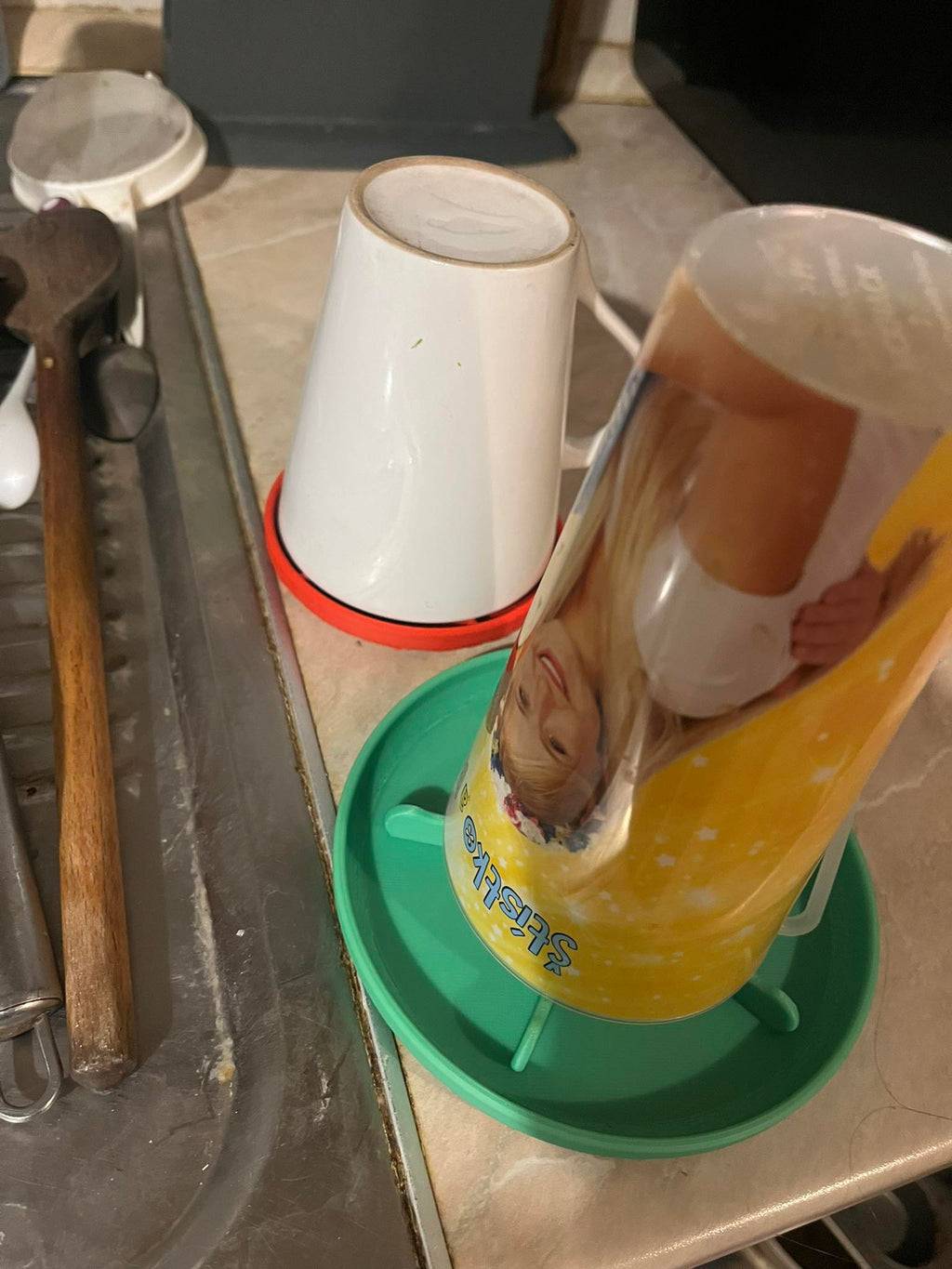 Dripper for cups and glasses