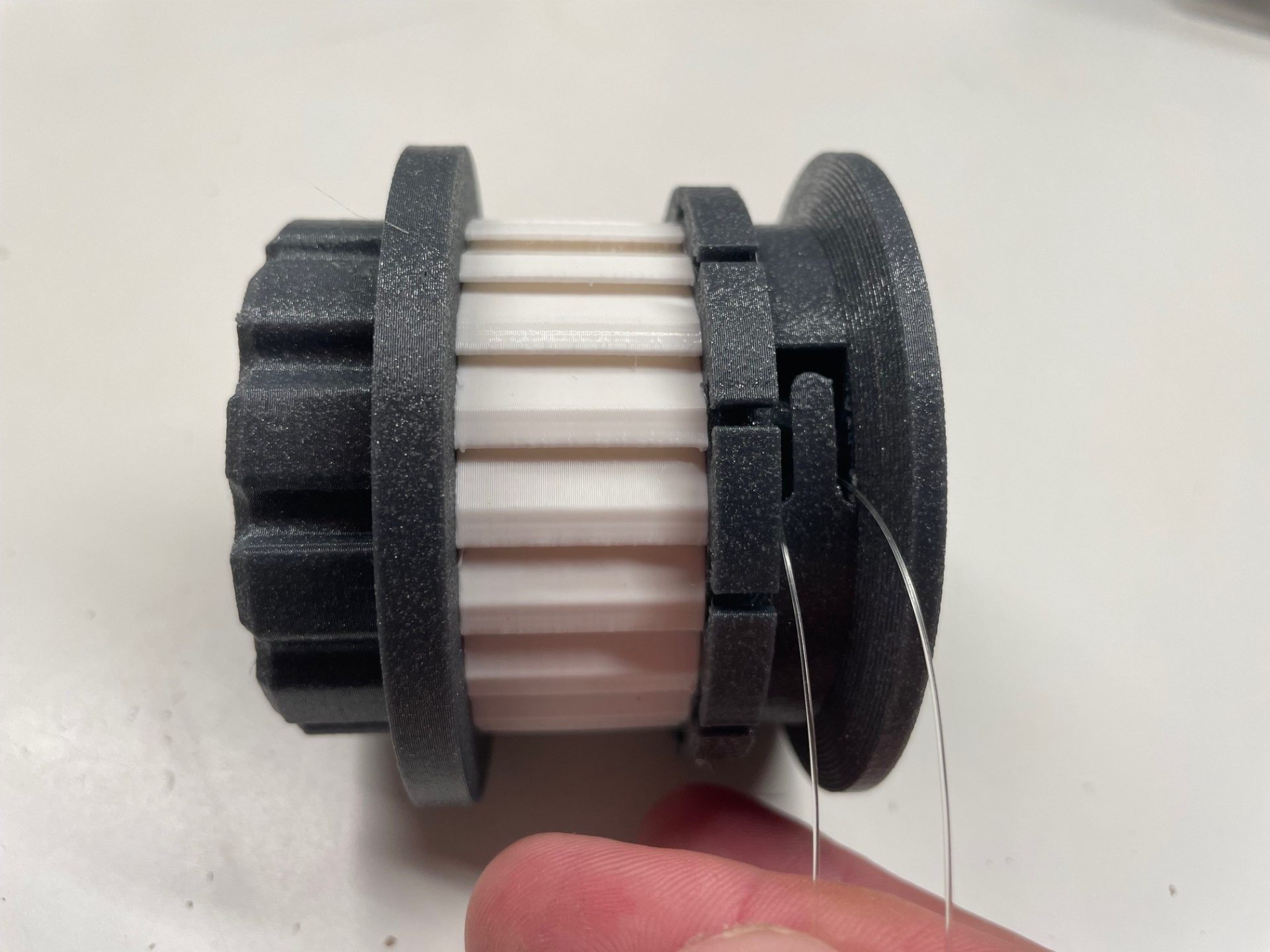 Reel for multi fly fishing lines