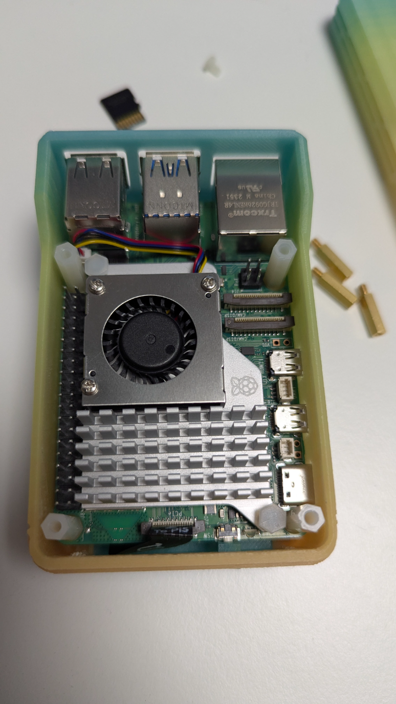 Raspberry Pi5 case with M2 Hat Seeedstudio