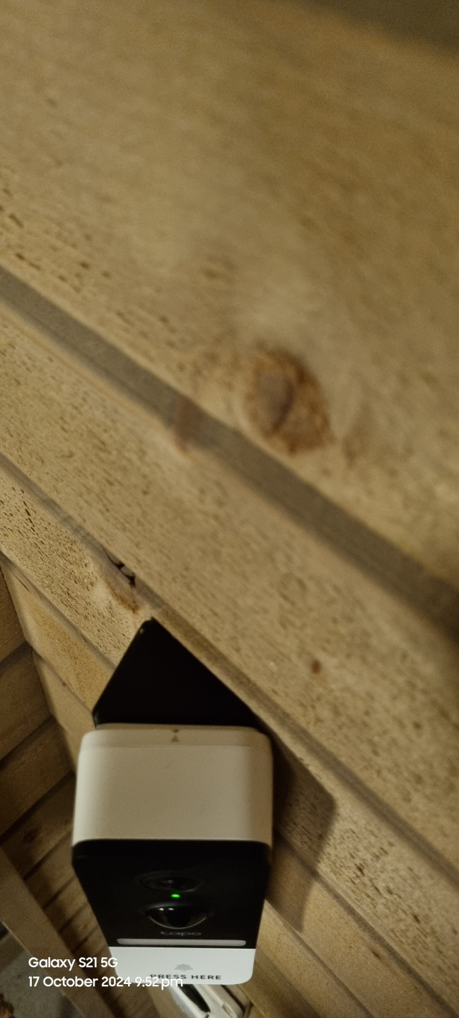 Tapo D230(S) 45° deg. angle wall mount