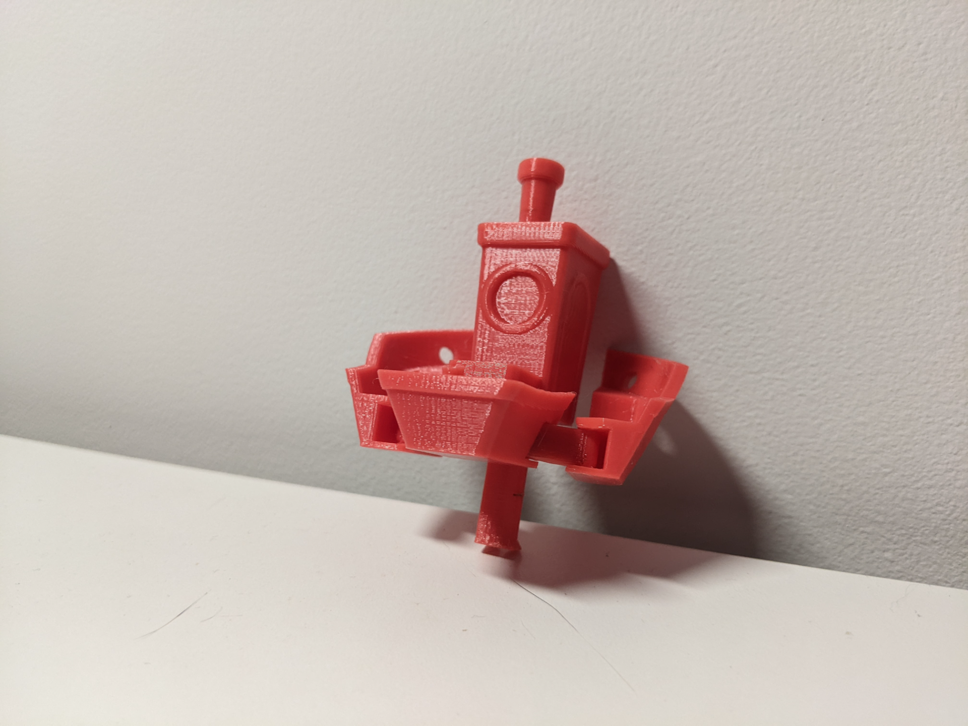 Benchynator - print-in-place, transformer robot.