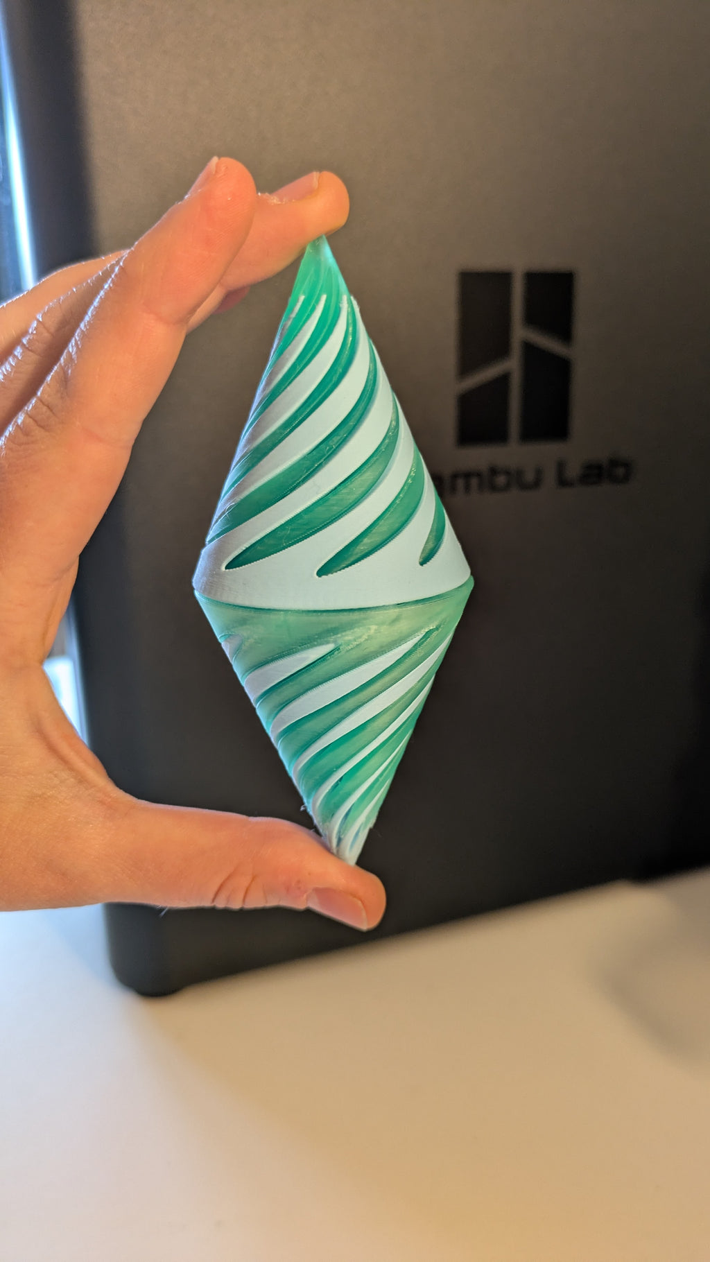Impossible Spiral Fidget – Optical Illusion