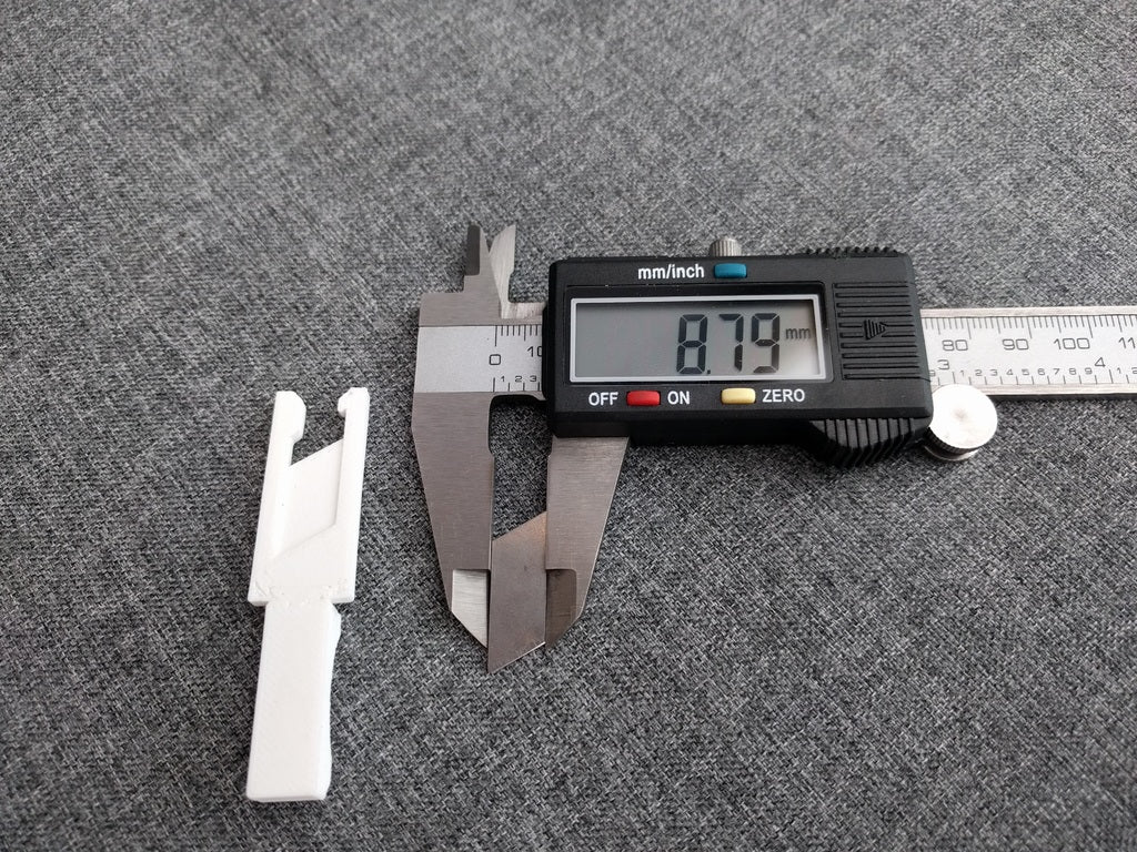 Filament cutter (only 18mm snap off blade needed)