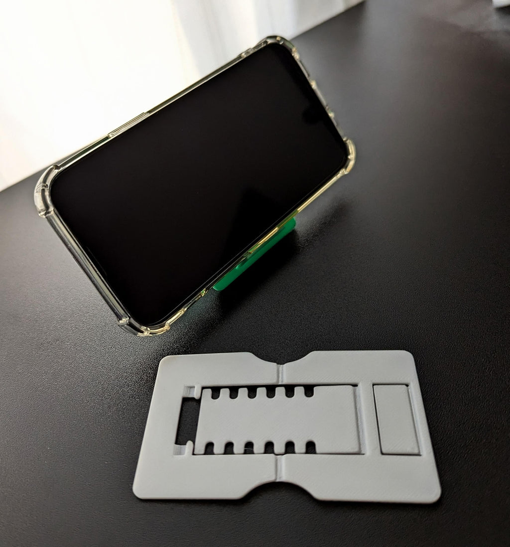 Ultra-Thin Card Phone Stand (Only 5g of Filament)