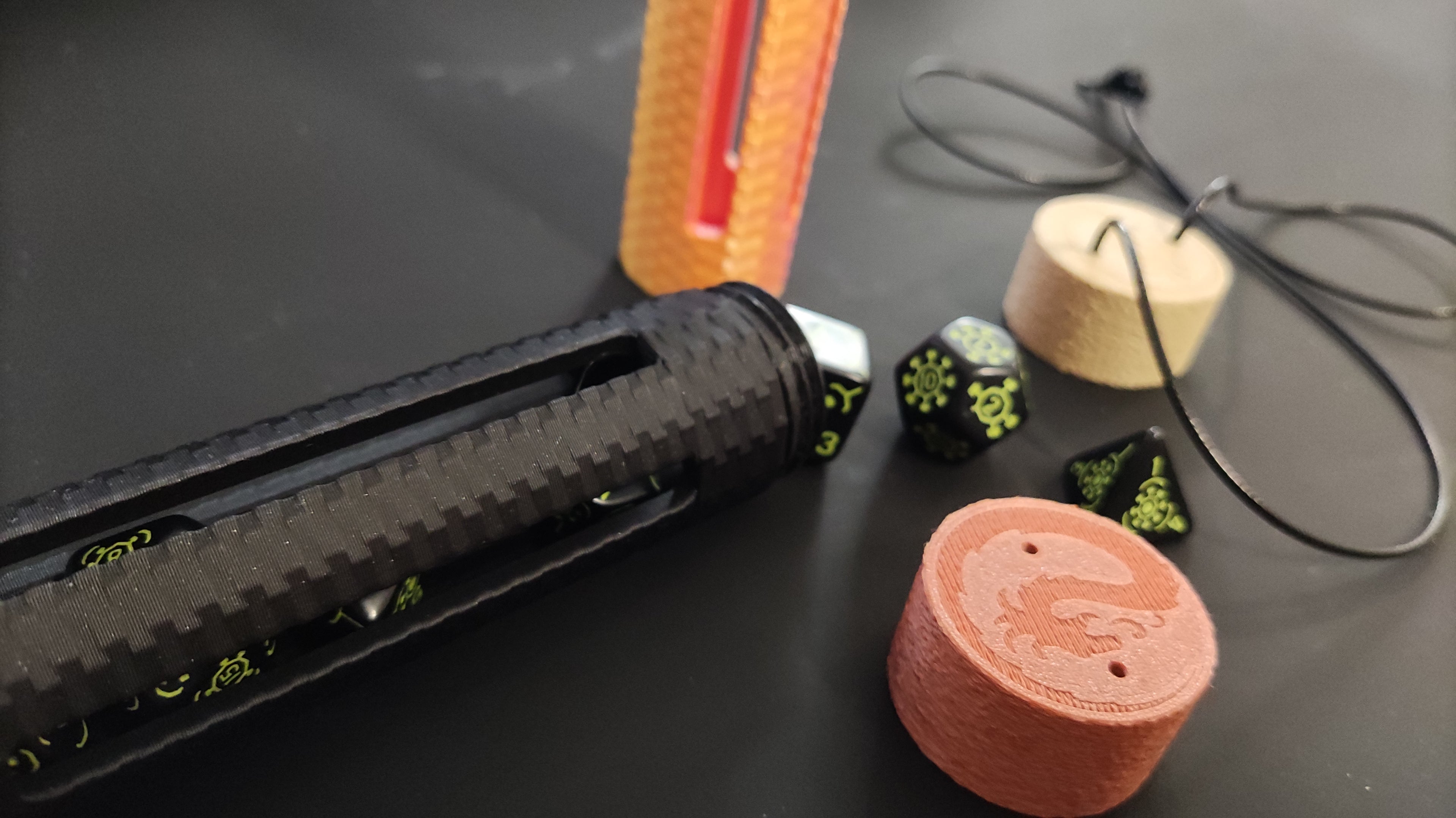Dice Tower / Container