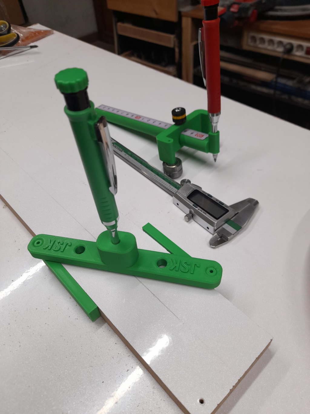 Center Finder Jig
