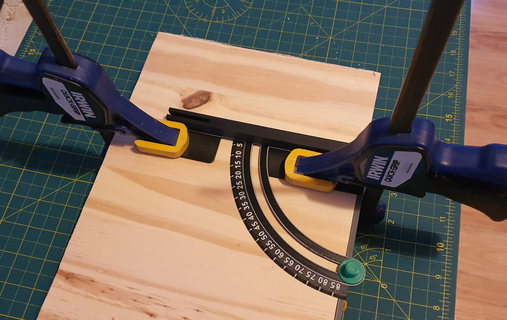Adjustable Angle Finder and Saw Guide Rail Set