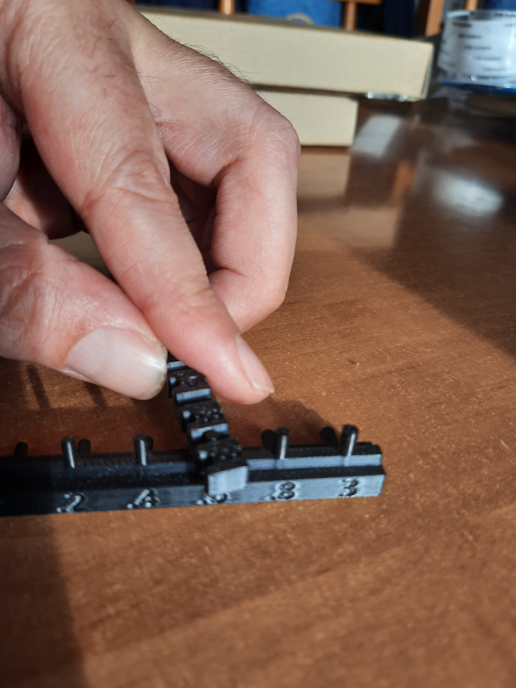 test clearence horizontal vertical pin hole slot