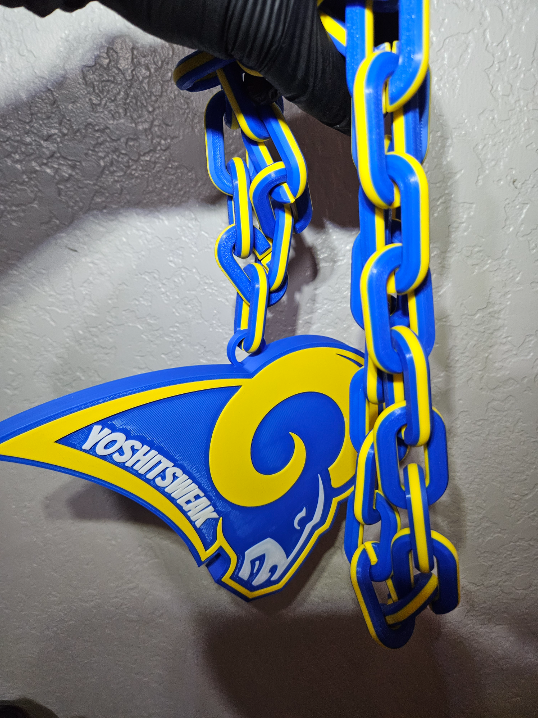 Los Angeles Rams Old Logo Big Emblem and Chainlink