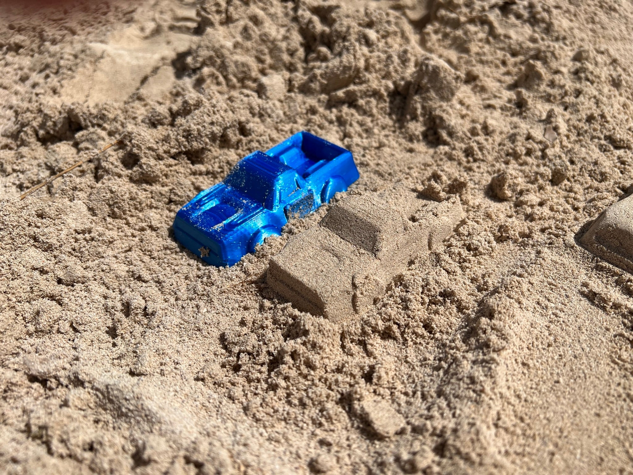 Infinite long bus and cars - Sand Molds