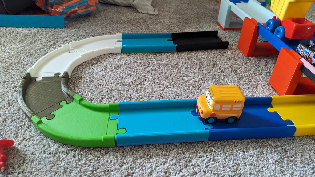 Kids/Toddlers Play Road, Ramps and Car Tracks