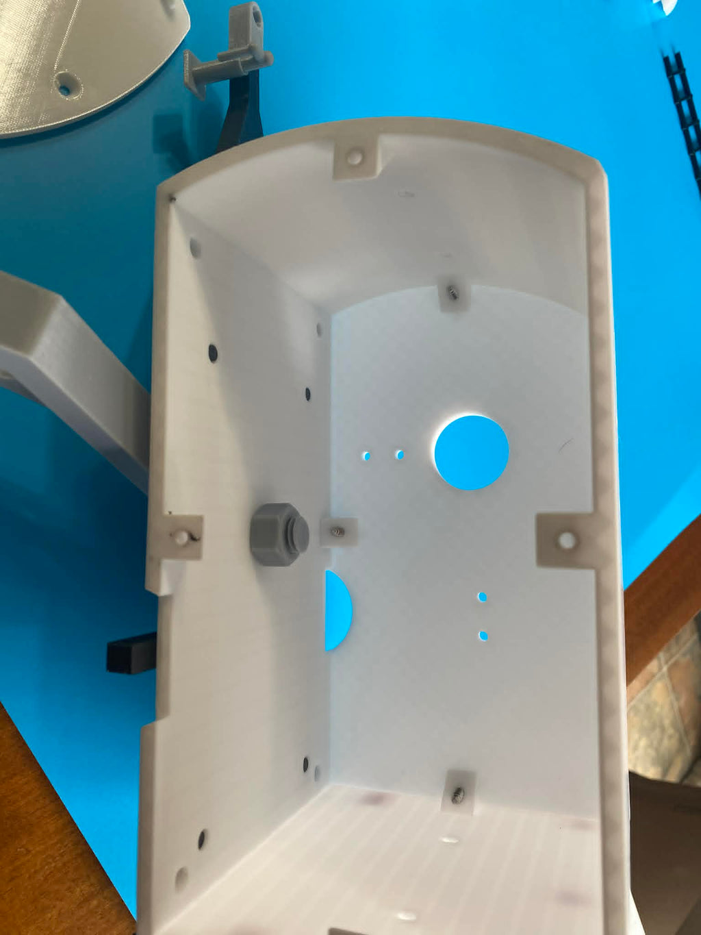 The Air Flyer Camping Trailer Birdhouse